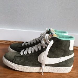 nike blazer mint green